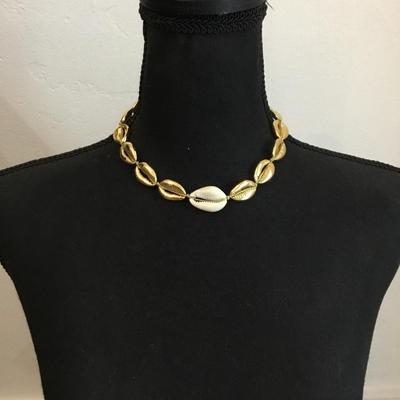 Baublebar Gold seashell necklace.