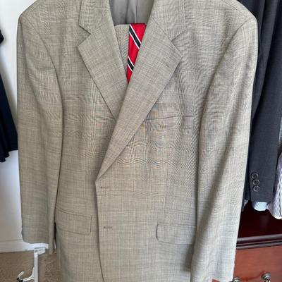 Men's Suits and Dress Pants (B3)
