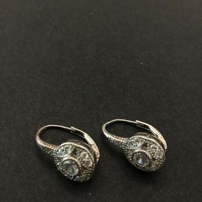 Beautiful dangling earrings silver tone
