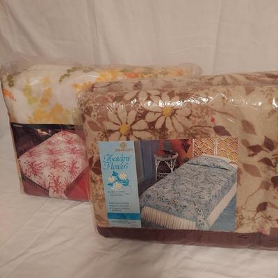 Blankets by Swannanoa's Beacon MFG (B3-KD)
