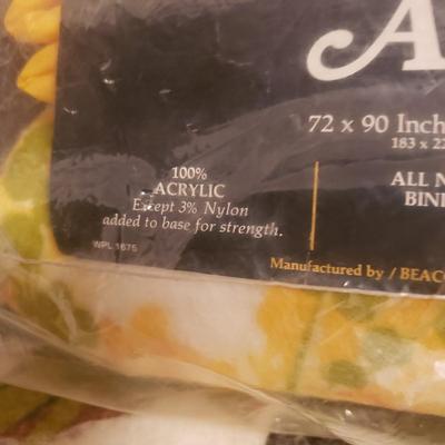 Blankets by Swannanoa's Beacon MFG (B3-KD)