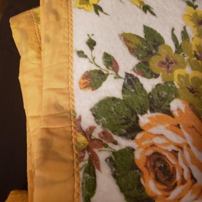 Blankets by Swannanoa's Beacon MFG (B3-KD)