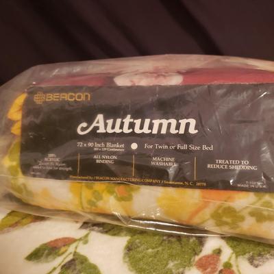 Blankets by Swannanoa's Beacon MFG (B3-KD)