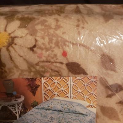Blankets by Swannanoa's Beacon MFG (B3-KD)