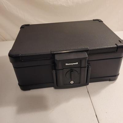 Union, Honeywell, and Sentry Safes (B3-EL)
