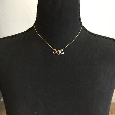 Beautiful very nice gold silver and rose. Gold toned marked CN necklace. Very nice.