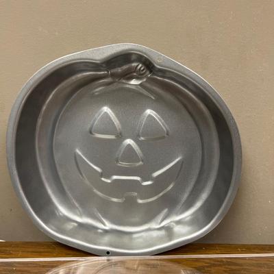 Nice Pumpkin Cake Pan
