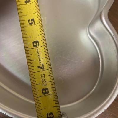 Lot of 2 Heart Shaped Cake Pans