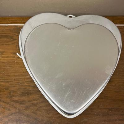 Lot of 2 Heart Shaped Cake Pans