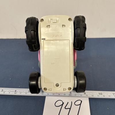 Fisher Price Shake-n-Go Pig Racer