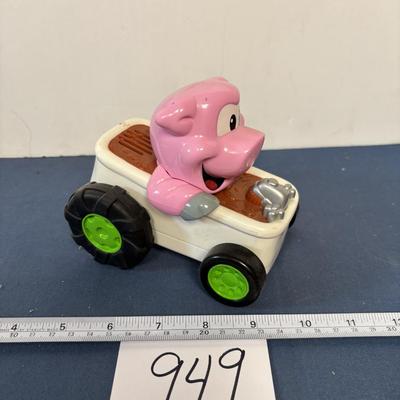 Fisher Price Shake-n-Go Pig Racer