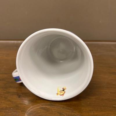 Nice Christmas Mug in Good Condition