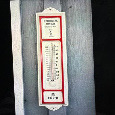 Vintage Redwood Electric Thermometer