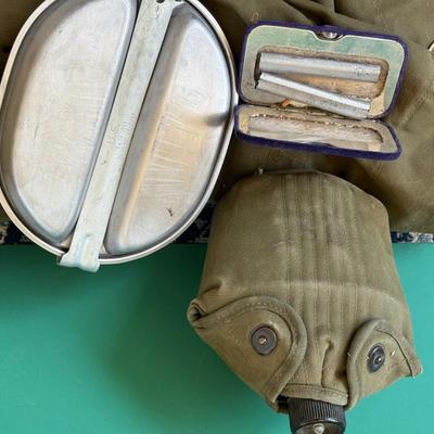 Great Group of Vintage Army survival needs, kit/bag/cooking/lantern