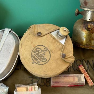 Great Group of Vintage Army survival needs, kit/bag/cooking/lantern