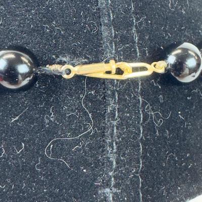 1060 14k Yellow Gold and Black Onyx Necklace