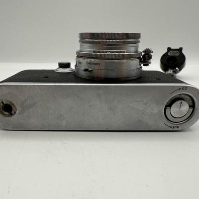 Leica IIIc Rangefinder Camera w/ Leitz Summitar 5cm f/2 Lens + Leitz Hektor 135mm f/4.5 & Extra Lenses (see description)