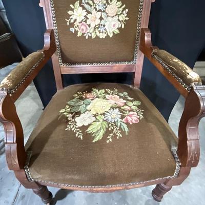Vintage Victorian style Captains Chair