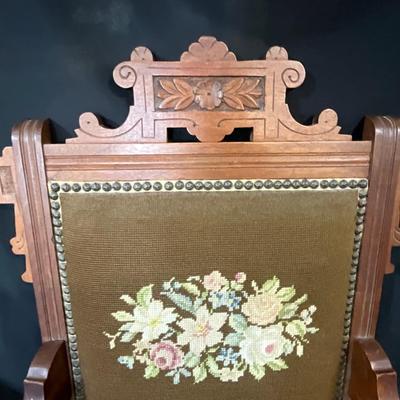 Vintage Victorian style Captains Chair