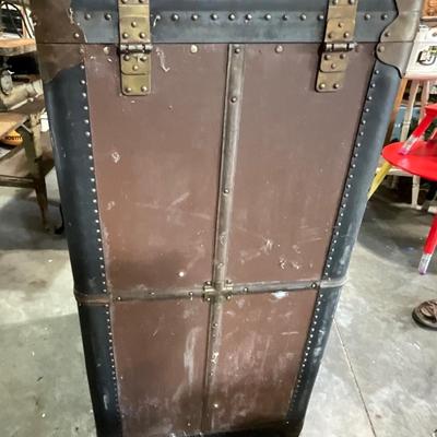 Antique Indestructo Trunk Co Wardrobe Trunk