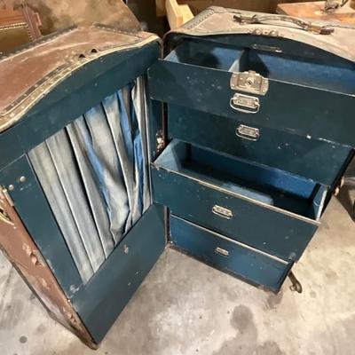 Antique Indestructo Trunk Co Wardrobe Trunk