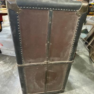 Antique Indestructo Trunk Co Wardrobe Trunk