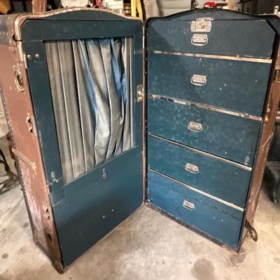 Antique Indestructo Trunk Co Wardrobe Trunk