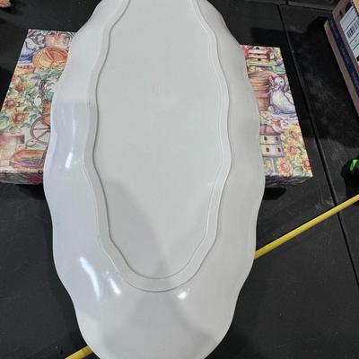 Waverly Products Melamine Fish Platter.