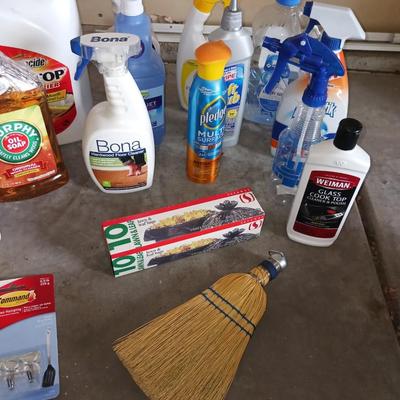 LARGE AMOUNT OF CLEANING SUPPLIES AND BUG KILLER