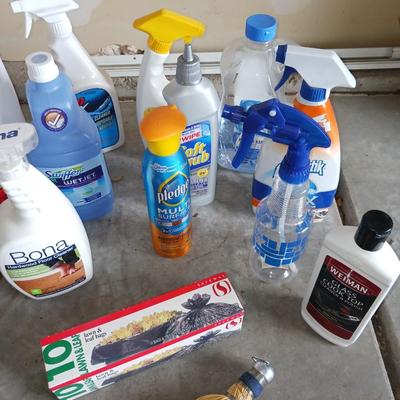 LARGE AMOUNT OF CLEANING SUPPLIES AND BUG KILLER