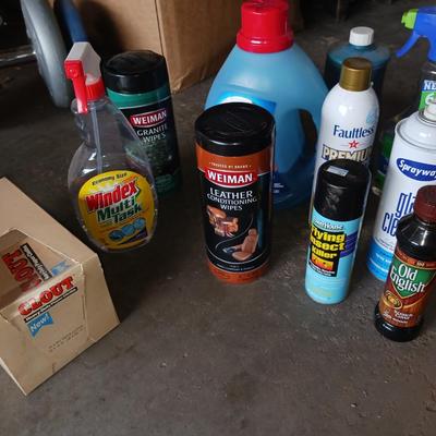 CLEANING SUPPLIES