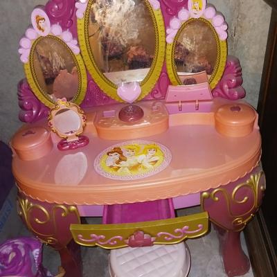 TOY VANITY WITH STOOL, MY LITTLE PONY, NEW BLANKET & MORE