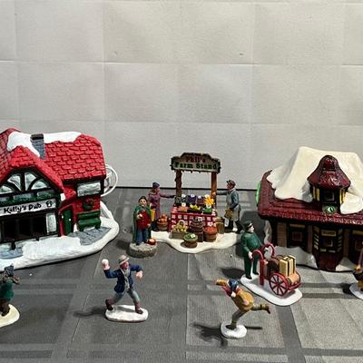 Wee Craft Christmas Village, Phils Farms Stand