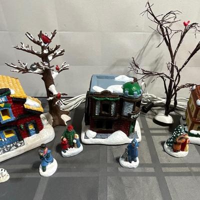 Wee Craft Christmas Village, Police Station