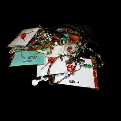 Costume Jewelry Lot #85