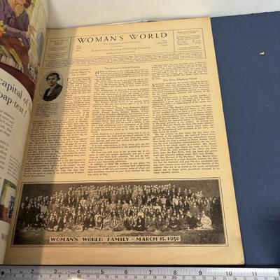1930 Woman’s World