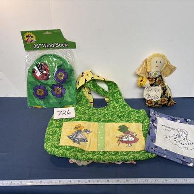 Pretty Bag and More