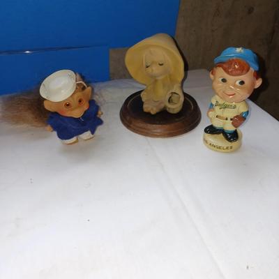 VINTAGE FIGURES