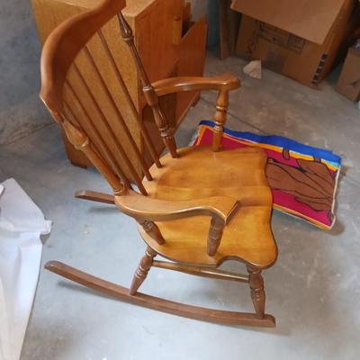 A CHILD'S ROCKING CHAIR, SCOOBY DOO BLANKET AND A SIDE TABLE WITH CABINET AND MAGAZINE HOLDER