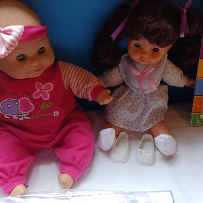 CHESS SET, BABY DOLLS, NEW PUZZLE AND MORE