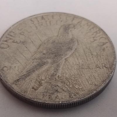 1922 U.S. Mint Peace Silver Dollar Coin Circulated (#85)