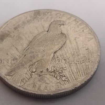 1922 U.S. Mint Peace Silver Dollar Coin Circulated (#86)