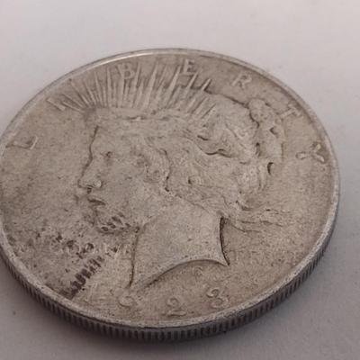 1923 U.S. Mint Peace Silver Dollar Coin Circulated (#89)