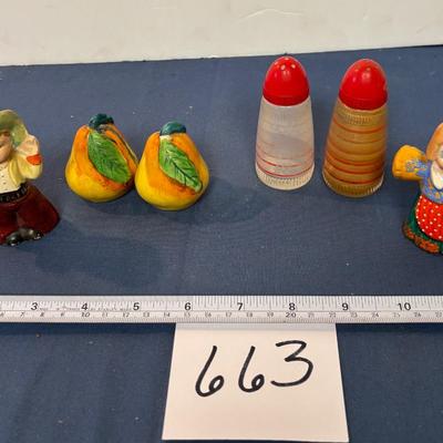 Vintage Shaker Lot