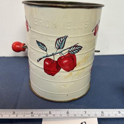 Vintage Sifter