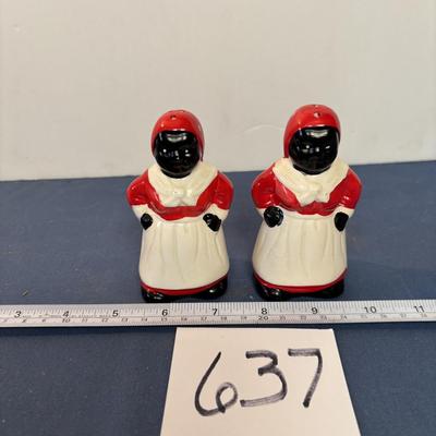 Vintage Americana Mammy Shakers