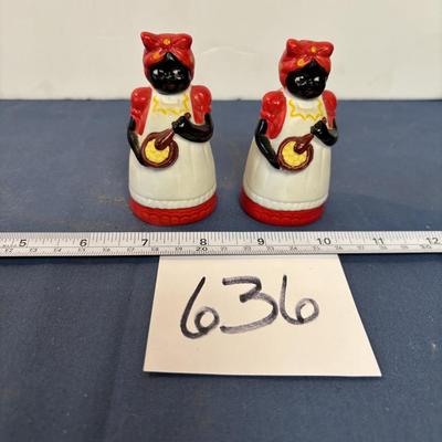 Vintage Americana Mammy Shaker Set