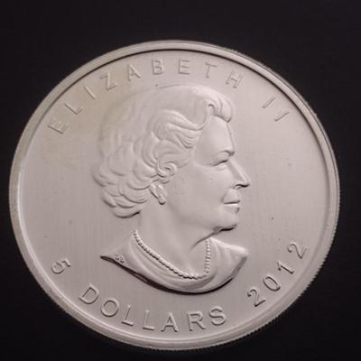 2012 Elizabeth II Canadian $5 Silver 1oz Coin (#96)