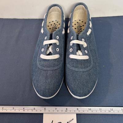 Size 9 Lady’s Shoes