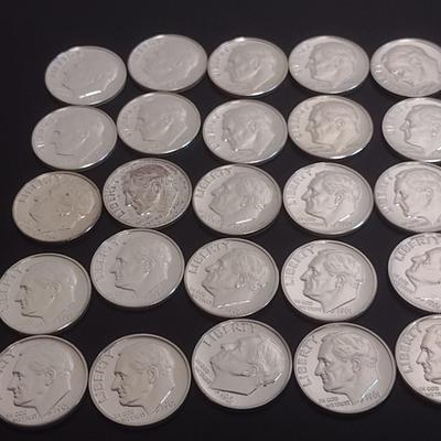 Set of 25 1960's U.S. Roosevelt Head Silver Dimes AU (#105)